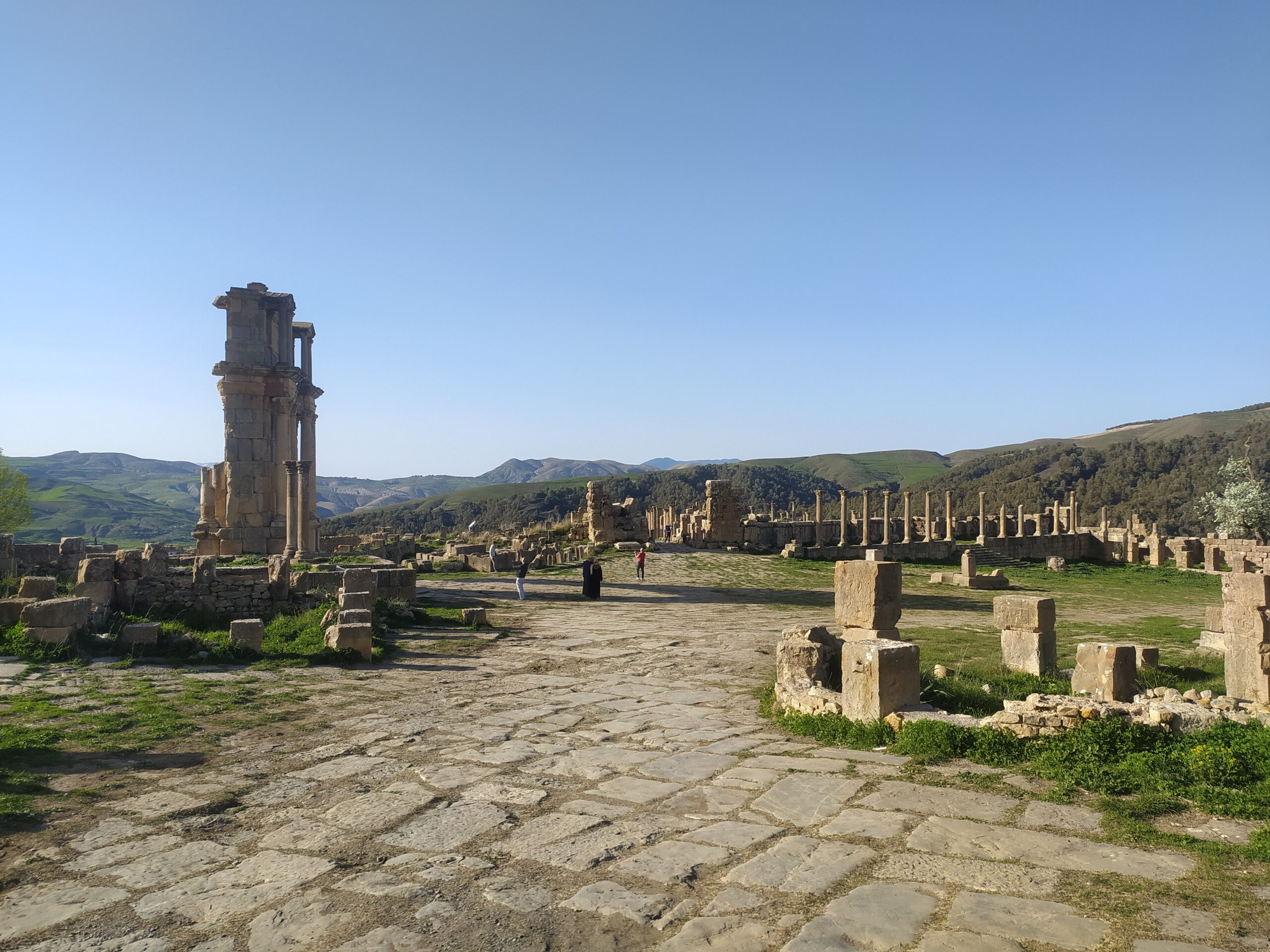 Kompleks ruin rzymskiego miasta w Djemila