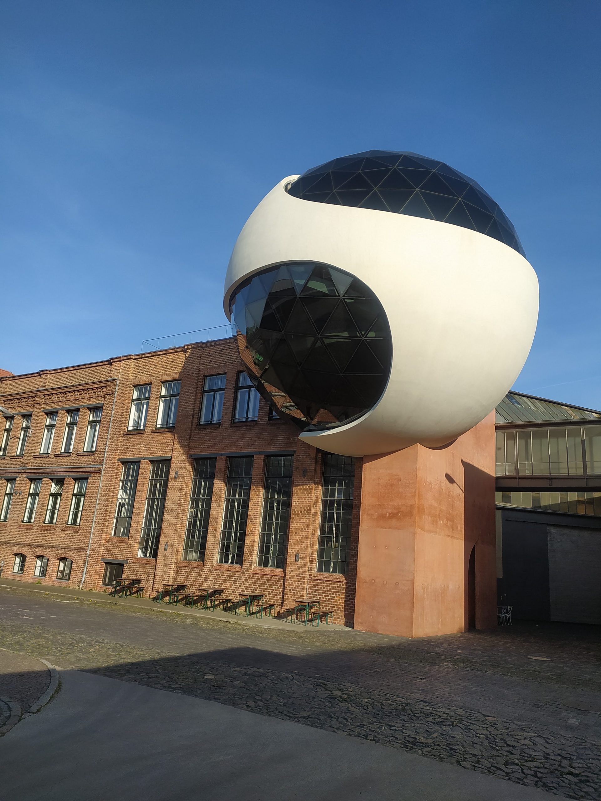 Oscar Niemeyer Sphere w Lipsku