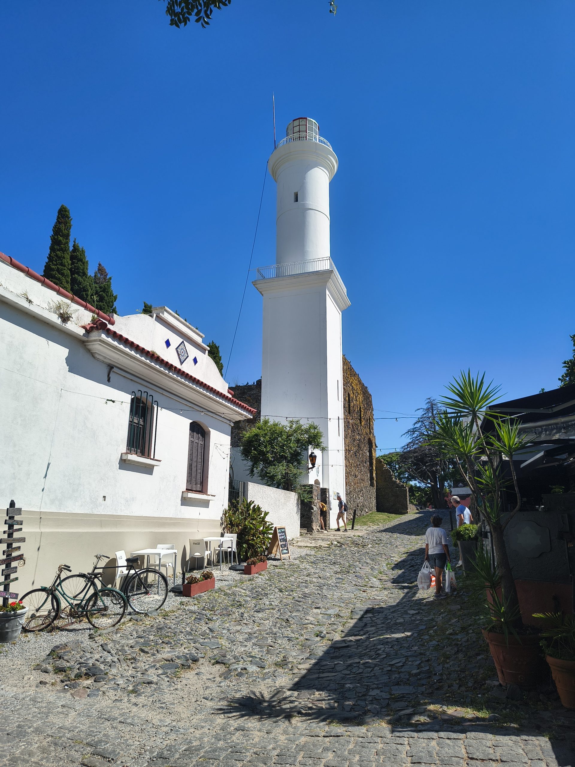 Latarnia nad zatoką