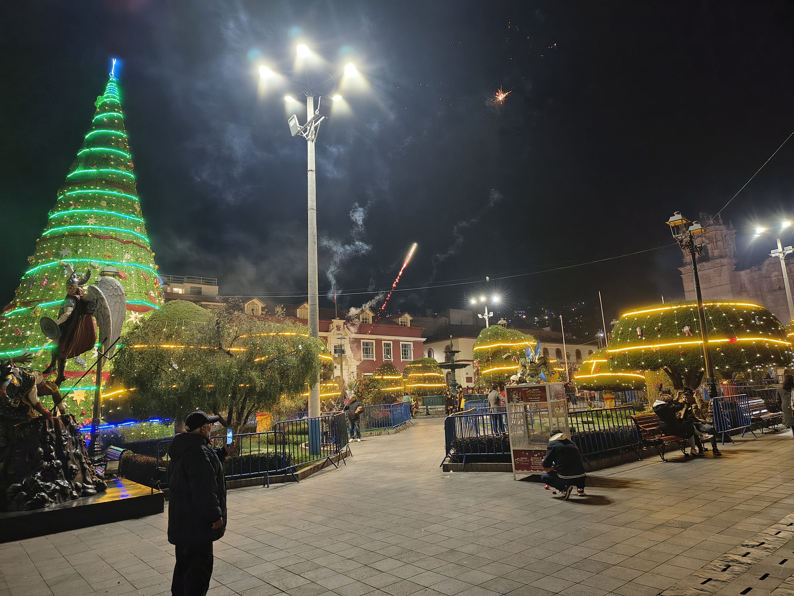 Powitanie Nowego Roku w Puno na Plaza de Armas