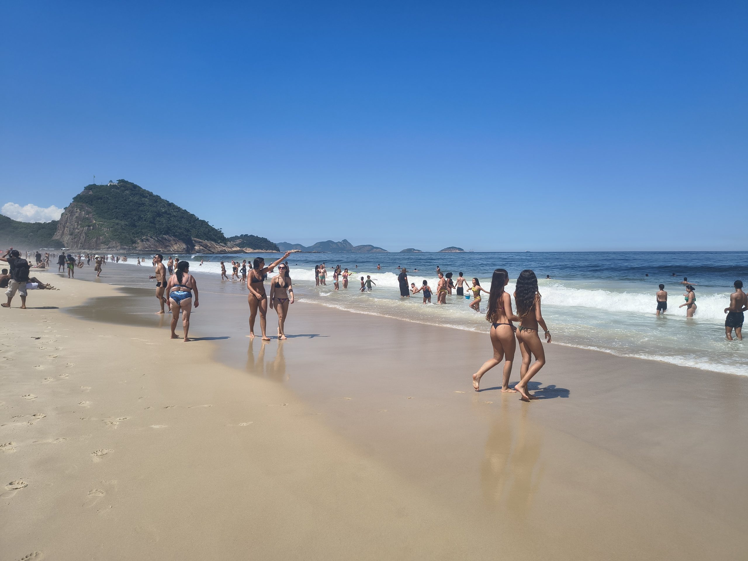 A na Plaży Copacabana w Rio de Janeiro...